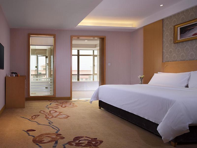 Vienna 3 Best Hotel Dongguan Liaobu Veicle City 외부 사진