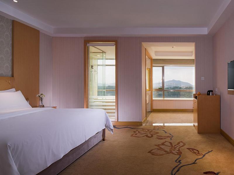 Vienna 3 Best Hotel Dongguan Liaobu Veicle City 외부 사진